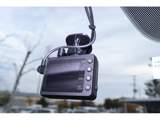 トゥインゴ インテンス 禁煙 社外ナビTV HDMIミラーリング レーンキープ ETC バックカメラ クルーズコントロール シートヒーター Bluetooth(56枚目)