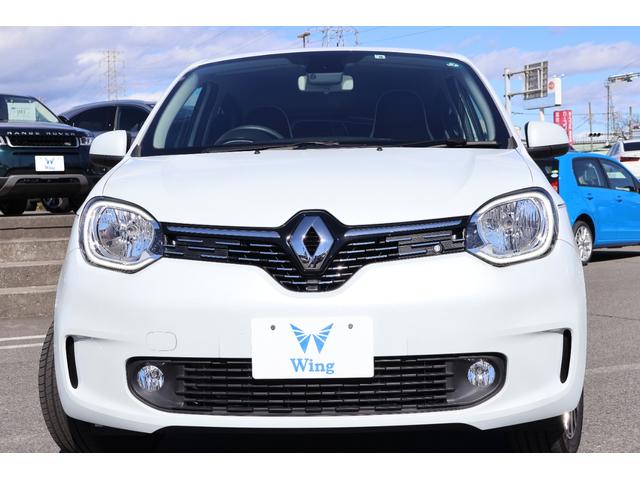 トゥインゴ インテンス ワンオーナー 禁煙 クルーズコントロール 16インチAW レーンアシスト ETC シートヒーター ターボ カープレイ Bluetooth バックカメラ ディスプレイオーディオ(6枚目)