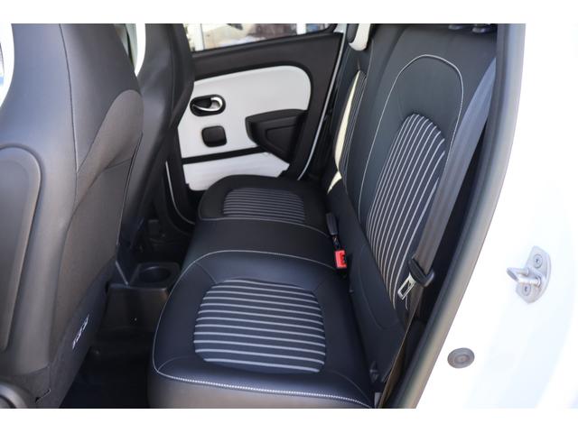 トゥインゴ インテンス ワンオーナー 禁煙 クルーズコントロール 16インチAW レーンアシスト ETC シートヒーター ターボ カープレイ Bluetooth バックカメラ ディスプレイオーディオ(32枚目)