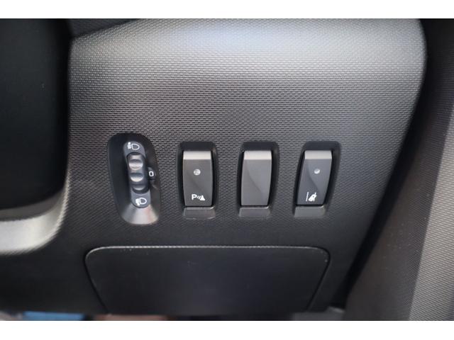 トゥインゴ インテンス ワンオーナー 禁煙 クルーズコントロール 16インチAW レーンアシスト ETC シートヒーター ターボ カープレイ Bluetooth バックカメラ ディスプレイオーディオ(44枚目)