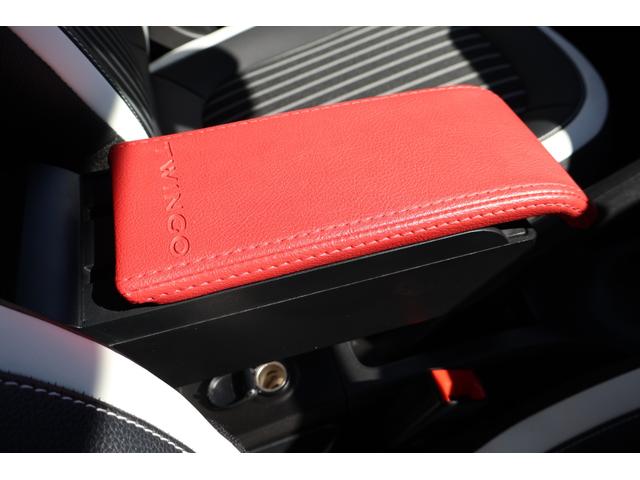 トゥインゴ インテンス ワンオーナー 禁煙 クルーズコントロール 16インチAW レーンアシスト ETC シートヒーター ターボ カープレイ Bluetooth バックカメラ ディスプレイオーディオ(54枚目)