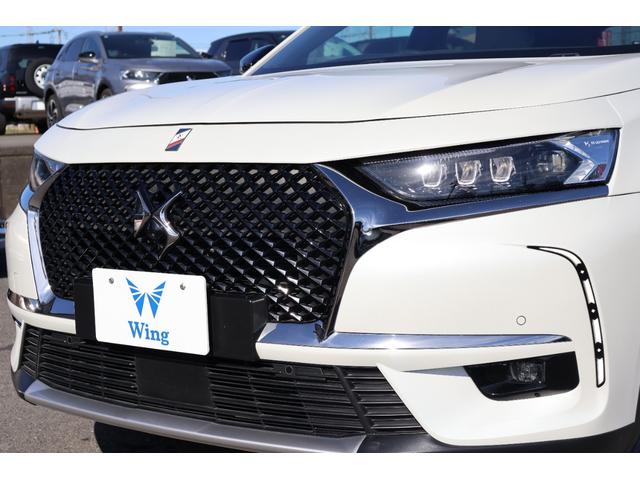 DS7クロスバック E-テンス 4×4 グランシック 禁煙 RIVOLI FOCALサウンド 白レザー 4WD 後席リクライニング 前席シートヒーター/クーラー 360° マッサージ ACC パークアシスト 前後センサー カープレイ プライバシーガラス(2枚目)