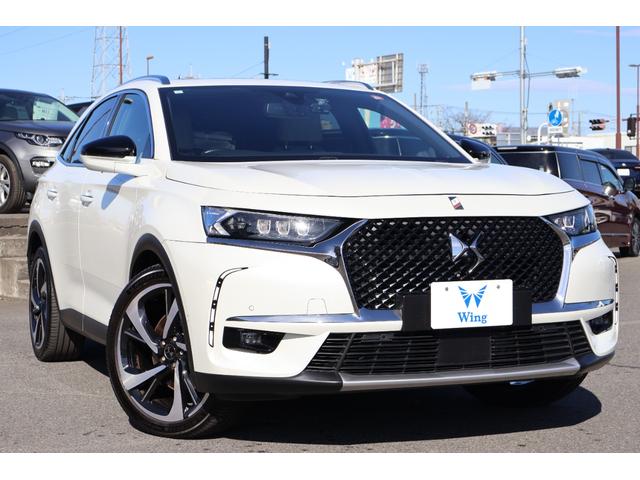 DS7クロスバック E-テンス 4×4 グランシック 禁煙 RIVOLI FOCALサウンド 白レザー 4WD 後席リクライニング 前席シートヒーター/クーラー 360° マッサージ ACC パークアシスト 前後センサー カープレイ プライバシーガラス(7枚目)
