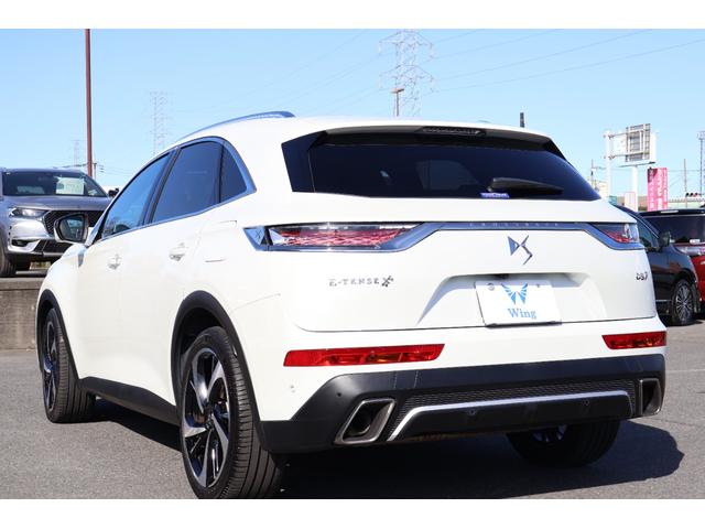 DS7クロスバック E-テンス 4×4 グランシック 禁煙 RIVOLI FOCALサウンド 白レザー 4WD 後席リクライニング 前席シートヒーター/クーラー 360° マッサージ ACC パークアシスト 前後センサー カープレイ プライバシーガラス(15枚目)