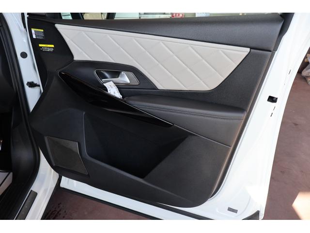 DS7クロスバック E-テンス 4×4 グランシック 禁煙 RIVOLI FOCALサウンド 白レザー 4WD 後席リクライニング 前席シートヒーター/クーラー 360° マッサージ ACC パークアシスト 前後センサー カープレイ プライバシーガラス(25枚目)