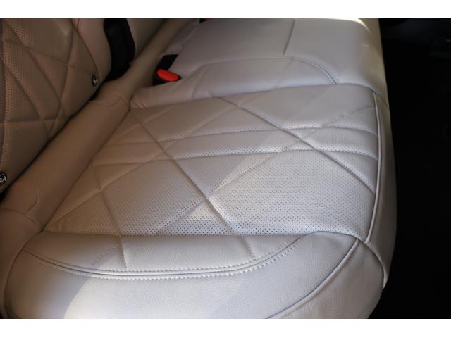 DS7クロスバック E-テンス 4×4 グランシック 禁煙 RIVOLI FOCALサウンド 白レザー 4WD 後席リクライニング 前席シートヒーター/クーラー 360° マッサージ ACC パークアシスト 前後センサー カープレイ プライバシーガラス(36枚目)