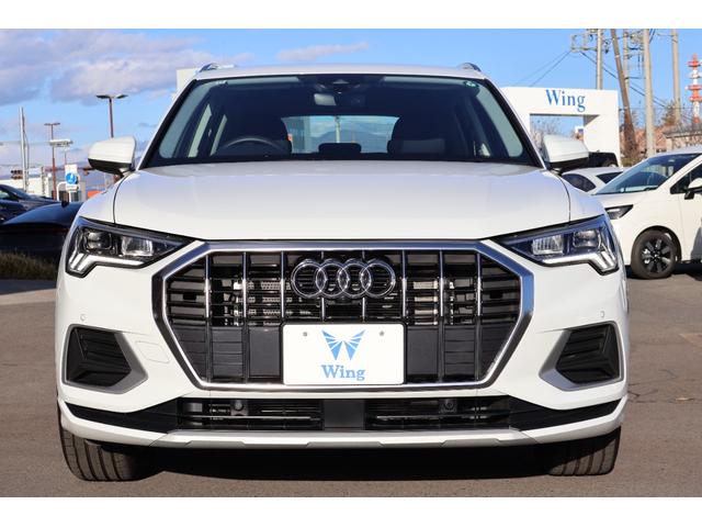 Ｑ３ ３５ＴＦＳＩアドバンスド　新車保証　ワンオーナー　禁煙　コンビニエンス＆アシスタンスＰＫＧ　ラグジュアリーＰＫＧ　テクノロジーＰＫＧ　フルレザーシート　シートヒーター　Ｐシート　ワイヤレスチャージ　アンビエントライト　ＡＣＣ（6枚目）