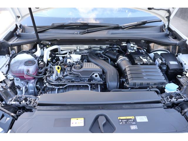 Ｑ３ ３５ＴＦＳＩアドバンスド　新車保証　ワンオーナー　禁煙　コンビニエンス＆アシスタンスＰＫＧ　ラグジュアリーＰＫＧ　テクノロジーＰＫＧ　フルレザーシート　シートヒーター　Ｐシート　ワイヤレスチャージ　アンビエントライト　ＡＣＣ（19枚目）