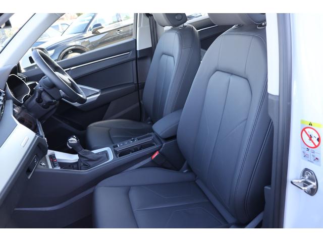Ｑ３ ３５ＴＦＳＩアドバンスド　新車保証　ワンオーナー　禁煙　コンビニエンス＆アシスタンスＰＫＧ　ラグジュアリーＰＫＧ　テクノロジーＰＫＧ　フルレザーシート　シートヒーター　Ｐシート　ワイヤレスチャージ　アンビエントライト　ＡＣＣ（33枚目）