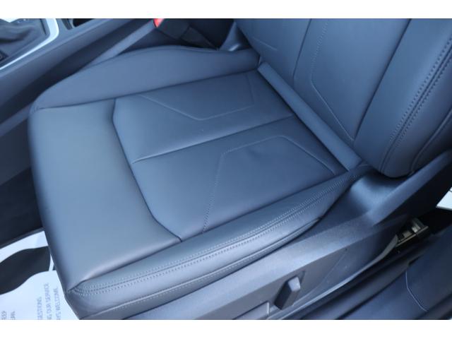 Ｑ３ ３５ＴＦＳＩアドバンスド　新車保証　ワンオーナー　禁煙　コンビニエンス＆アシスタンスＰＫＧ　ラグジュアリーＰＫＧ　テクノロジーＰＫＧ　フルレザーシート　シートヒーター　Ｐシート　ワイヤレスチャージ　アンビエントライト　ＡＣＣ（34枚目）
