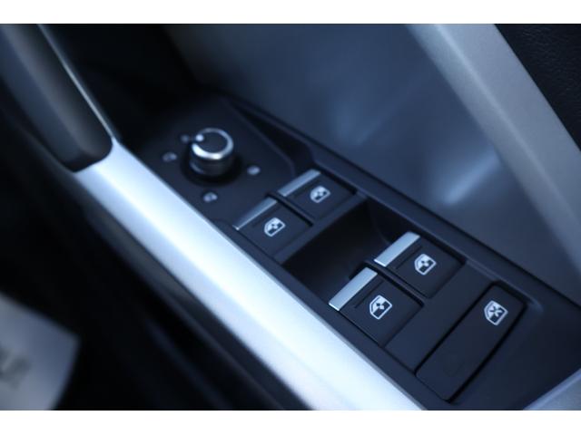 Ｑ３ ３５ＴＦＳＩアドバンスド　新車保証　ワンオーナー　禁煙　コンビニエンス＆アシスタンスＰＫＧ　ラグジュアリーＰＫＧ　テクノロジーＰＫＧ　フルレザーシート　シートヒーター　Ｐシート　ワイヤレスチャージ　アンビエントライト　ＡＣＣ（48枚目）