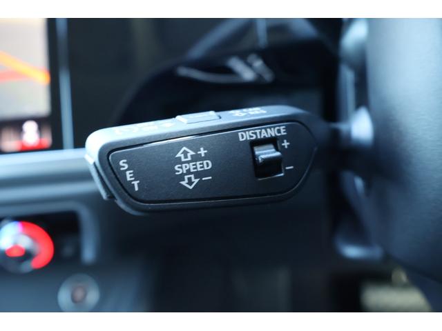 Ｑ３ ３５ＴＦＳＩアドバンスド　新車保証　ワンオーナー　禁煙　コンビニエンス＆アシスタンスＰＫＧ　ラグジュアリーＰＫＧ　テクノロジーＰＫＧ　フルレザーシート　シートヒーター　Ｐシート　ワイヤレスチャージ　アンビエントライト　ＡＣＣ（51枚目）