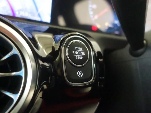 ＣＬＡクラス ＣＬＡ１８０　ＡＭＧラインパッケージ　ＡＭＧレザーエクスクルーシブパッケージ　アドバンスドパッケージ　Ｂｌｕｅｔｏｏｔｈ接続　ＥＴＣ　ＬＥＤヘッドライト　ＴＶ　アイドリングストップ　クルーズコントロール（29枚目）