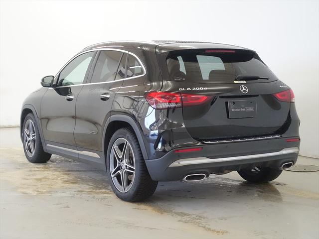 ＧＬＡクラス ＧＬＡ２００　ｄ　４ＭＡＴＩＣ　ＡＭＧライン　ナビゲーションパッケージ　Ｂｌｕｅｔｏｏｔｈ接続　ＥＴＣ　ＬＥＤヘッドライト　ＴＶ　アイドリングストップ　クルーズコントロール　コネクテッド機能　サイドカメラ　シートヒーター　トランクスルー　ナビ（4枚目）