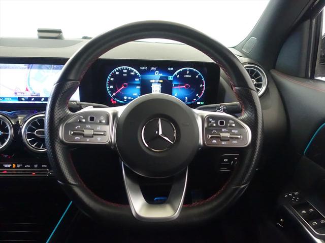 ＧＬＡクラス ＧＬＡ２００　ｄ　４ＭＡＴＩＣ　ＡＭＧライン　ナビゲーションパッケージ　Ｂｌｕｅｔｏｏｔｈ接続　ＥＴＣ　ＬＥＤヘッドライト　ＴＶ　アイドリングストップ　クルーズコントロール　コネクテッド機能　サイドカメラ　シートヒーター　トランクスルー　ナビ（17枚目）