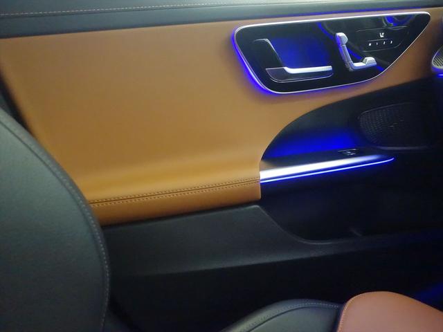 Ｃクラス Ｃ２００　アバンギャルド　ＡＭＧラインパッケージ　レザーエクスクルーシブパッケージ　ベーシックパッケージ　Ｂｌｕｅｔｏｏｔｈ接続　ＥＴＣ　ＬＥＤヘッドライト　ＴＶ　アイドリングストップ　クルーズコントロール　コネクテッド機能（14枚目）