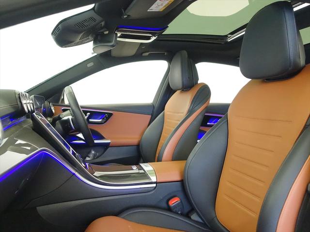 Ｃクラス Ｃ２００　アバンギャルド　ＡＭＧラインパッケージ　レザーエクスクルーシブパッケージ　ベーシックパッケージ　Ｂｌｕｅｔｏｏｔｈ接続　ＥＴＣ　ＬＥＤヘッドライト　ＴＶ　アイドリングストップ　クルーズコントロール　コネクテッド機能（18枚目）