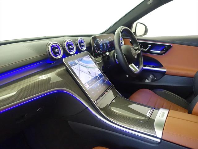Ｃクラス Ｃ２００　アバンギャルド　ＡＭＧラインパッケージ　レザーエクスクルーシブパッケージ　ベーシックパッケージ　Ｂｌｕｅｔｏｏｔｈ接続　ＥＴＣ　ＬＥＤヘッドライト　ＴＶ　アイドリングストップ　クルーズコントロール　コネクテッド機能（19枚目）