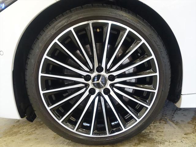 Ｃクラス Ｃ２００　アバンギャルド　ＡＭＧラインパッケージ　レザーエクスクルーシブパッケージ　ベーシックパッケージ　Ｂｌｕｅｔｏｏｔｈ接続　ＥＴＣ　ＬＥＤヘッドライト　ＴＶ　アイドリングストップ　クルーズコントロール　コネクテッド機能（32枚目）