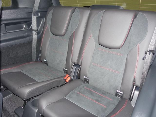 ＧＬＢ ＧＬＢ２００　ｄ　４ＭＡＴＩＣ　ＡＭＧラインパッケージ　３列シート　Ｂｌｕｅｔｏｏｔｈ接続　ＥＴＣ　ＬＥＤヘッドライト　ＴＶ　アイドリングストップ　クルーズコントロール　コネクテッド機能　サイドカメラ　シートヒーター　トランクスルー（24枚目）