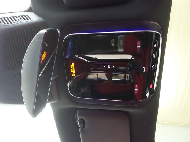 Ｃクラス Ｃ２２０　ｄ　アバンギャルド　ＡＭＧラインパッケージ　レザーエクスクルーシブパッケージ　ベーシックパッケージ　Ｂｌｕｅｔｏｏｔｈ接続　ＥＴＣ　ＬＥＤヘッドライト　ＴＶ　アイドリングストップ　クルーズコントロール　コネクテッド機能（20枚目）