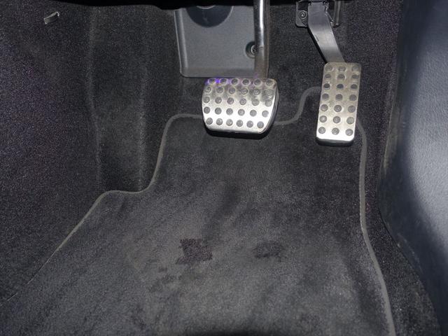 ＧＬＢ ＧＬＢ２００　ｄ　４ＭＡＴＩＣ　ＡＭＧラインパッケージ　ＡＭＧレザーエクスクルーシブパッケージ　アドバンスドパッケージ　３列シート　Ｂｌｕｅｔｏｏｔｈ接続　ＥＴＣ　ＬＥＤヘッドライト　ＴＶ　アイドリングストップ　クルーズコントロール（29枚目）