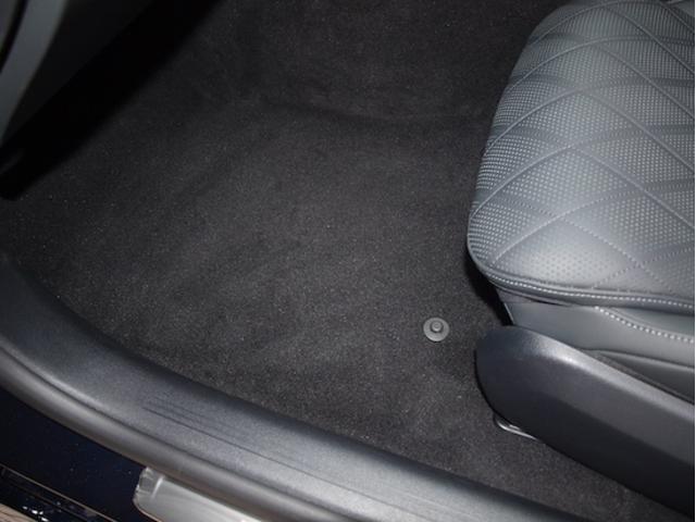 Eクラスステーションワゴン E200 ステーションワゴン アバンギャルド AMGラインパッケージ レザーエクスクルーシブパッケージ アドバンスドパッケージ デジタルインテリアパッケージ Bluetooth接続 ETC LEDヘッドライト TV アイドリングストップ(16枚目)