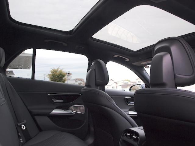 Eクラスステーションワゴン E200 ステーションワゴン アバンギャルド AMGラインパッケージ レザーエクスクルーシブパッケージ アドバンスドパッケージ デジタルインテリアパッケージ Bluetooth接続 ETC LEDヘッドライト TV アイドリングストップ(30枚目)