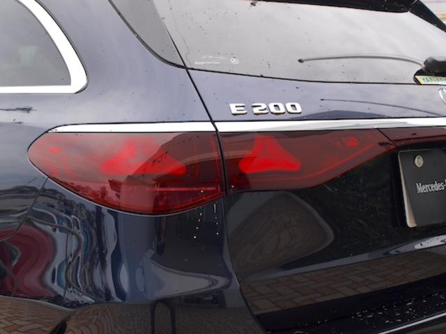 Eクラスステーションワゴン E200 ステーションワゴン アバンギャルド AMGラインパッケージ レザーエクスクルーシブパッケージ アドバンスドパッケージ デジタルインテリアパッケージ Bluetooth接続 ETC LEDヘッドライト TV アイドリングストップ(34枚目)
