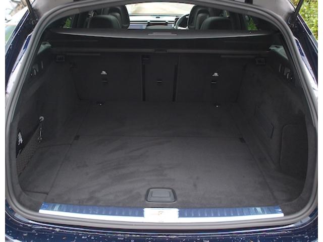 Eクラスステーションワゴン E200 ステーションワゴン アバンギャルド AMGラインパッケージ レザーエクスクルーシブパッケージ アドバンスドパッケージ デジタルインテリアパッケージ Bluetooth接続 ETC LEDヘッドライト TV アイドリングストップ(37枚目)