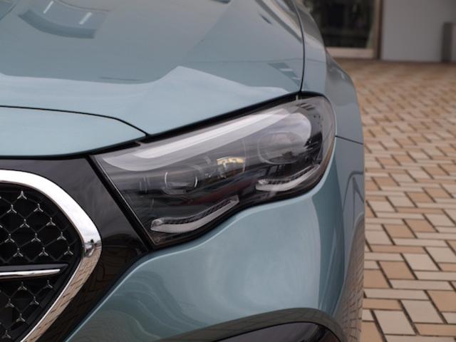 Ｅクラスステーションワゴン Ｅ２２０　ｄ　ステーションワゴン　アバンギャルド　ＡＭＧラインパッケージ　レザーエクスクルーシブパッケージ　アドバンスドパッケージ　デジタルインテリアパッケージ　Ｂｌｕｅｔｏｏｔｈ接続　ＥＴＣ　ＬＥＤヘッドライト　ＴＶ　アイドリングストップ（4枚目）
