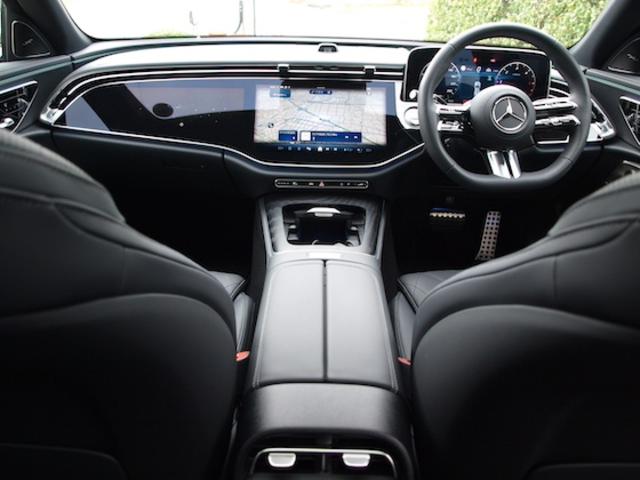 Ｅクラスステーションワゴン Ｅ２２０　ｄ　ステーションワゴン　アバンギャルド　ＡＭＧラインパッケージ　レザーエクスクルーシブパッケージ　アドバンスドパッケージ　デジタルインテリアパッケージ　Ｂｌｕｅｔｏｏｔｈ接続　ＥＴＣ　ＬＥＤヘッドライト　ＴＶ　アイドリングストップ（31枚目）