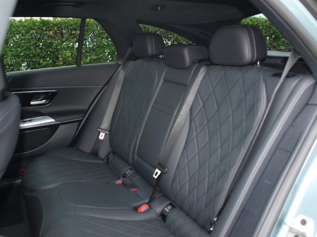 Eクラスステーションワゴン E200 ステーションワゴン アバンギャルド AMGラインパッケージ アドバンスドパッケージ レザーエクスクルーシブパッケージ デジタルインテリアパッケージ Bluetooth接続 ETC LEDヘッドライト TV アイドリングストップ(11枚目)