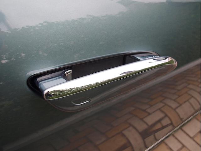 Eクラスステーションワゴン E200 ステーションワゴン アバンギャルド AMGラインパッケージ アドバンスドパッケージ レザーエクスクルーシブパッケージ デジタルインテリアパッケージ Bluetooth接続 ETC LEDヘッドライト TV アイドリングストップ(12枚目)