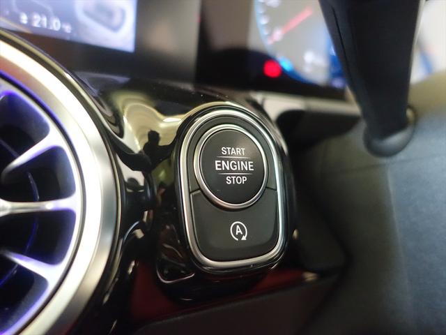 ＧＬＡクラス ＧＬＡ２００　ｄ　４ＭＡＴＩＣ　ＡＭＧライン　ＡＭＧレザーエクスクルーシブパッケージ　ナビゲーションパッケージ　Ｂｌｕｅｔｏｏｔｈ接続　ＥＴＣ　ＬＥＤヘッドライト　ＴＶ　アイドリングストップ　クルーズコントロール　コネクテッド機能　サイドカメラ（30枚目）