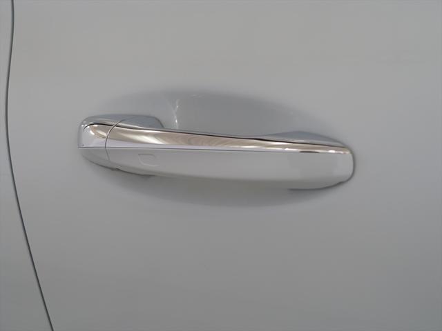 ＣＬＡクラス ＣＬＡ４５　Ｓ　４ＭＡＴＩＣ＋　ＡＭＧパフォーマンスパッケージ　ＡＭＧアドバンスドパッケージ　Ｂｌｕｅｔｏｏｔｈ接続　ＥＴＣ　ＬＥＤヘッドライト　ＴＶ　アイドリングストップ　クルーズコントロール　コネクテッド機能　サイドカメラ（25枚目）