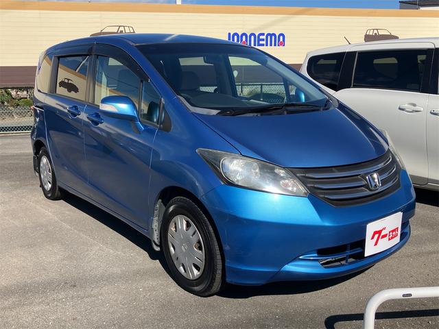 フリード G ジャストセレクション ETC バックカメラ ナビ TV 両側スライド・片側電動 オートライト HID キーレスエントリー 電動格納ミラー 3列シート ウォークスルー CVT 衝突安全ボディ ABS エアコン(14枚目)