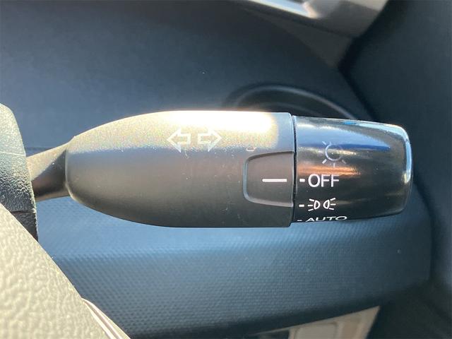 フリード G ジャストセレクション ETC バックカメラ ナビ TV 両側スライド・片側電動 オートライト HID キーレスエントリー 電動格納ミラー 3列シート ウォークスルー CVT 衝突安全ボディ ABS エアコン(40枚目)