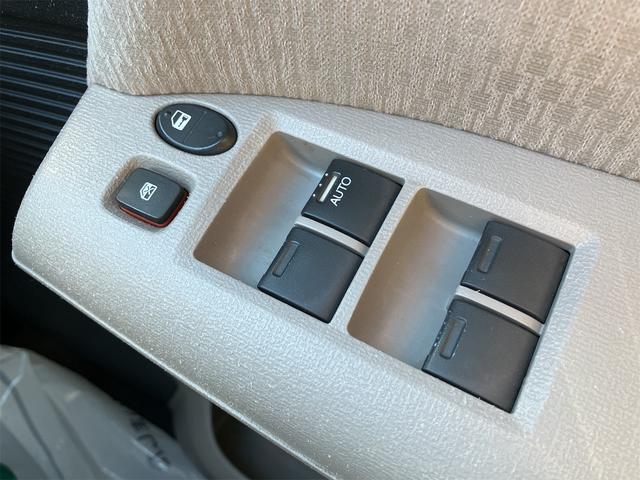 フリード G ジャストセレクション ETC バックカメラ ナビ TV 両側スライド・片側電動 オートライト HID キーレスエントリー 電動格納ミラー 3列シート ウォークスルー CVT 衝突安全ボディ ABS エアコン(51枚目)