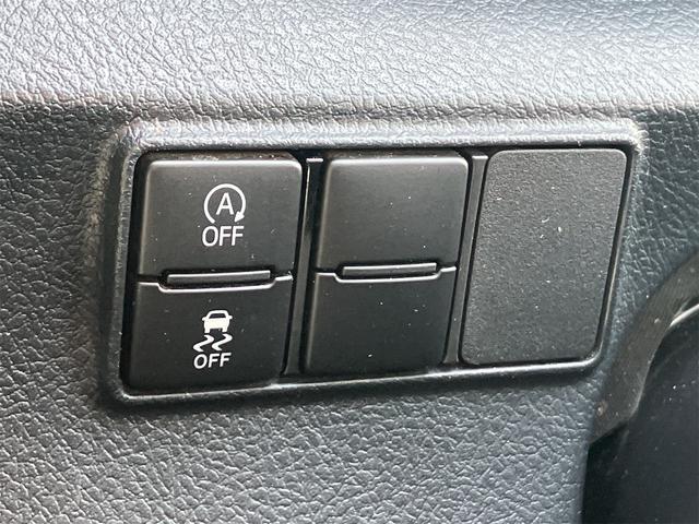 シエンタ X 福祉車輌 ETC バックカメラ ナビ TV レーンアシスト 衝突被害軽減システム 両側スライド・片側電動 スマートキー アイドリングストップ 電動格納ミラー オートマチックハイビーム オートライト(8枚目)