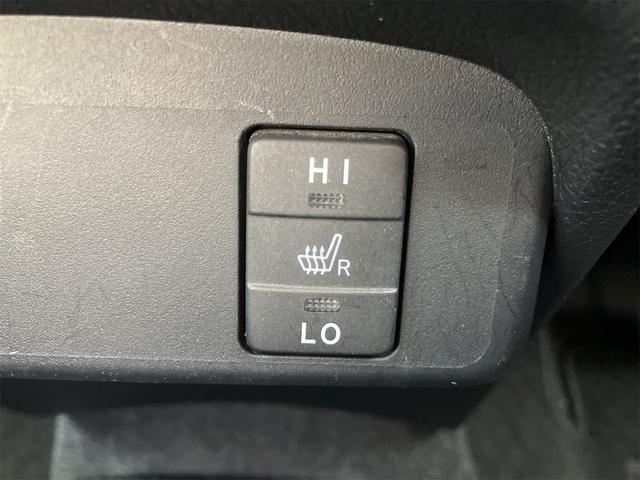 シエンタ X 福祉車輌 ETC バックカメラ ナビ TV レーンアシスト 衝突被害軽減システム 両側スライド・片側電動 スマートキー アイドリングストップ 電動格納ミラー オートマチックハイビーム オートライト(10枚目)