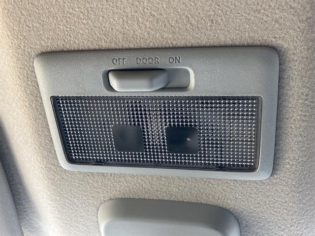 ワゴンR FX ETC キーレスエントリー アイドリングストップ 電動格納ミラー シートヒーター ベンチシート CVT 盗難防止システム ABS CD ミュージックプレイヤー接続可 衝突安全ボディ エアコン(31枚目)