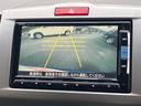 バックカメラ装着済！死角になりやすい後方もとても見やすいです☆車庫入れに自信がない方や縦列駐車が苦手な方にも、オススメな機能です！安心度もアップ！
