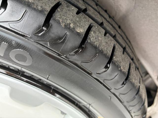 ムーヴキャンバス Xメイクアップリミテッド SAIII 【保証付き】【修復歴無し】メモリーナビ 全方位カメラ ブルートゥース 地デジ キーレスエントリー 横滑り防止機能 衝突安全ボディ オートエアコン ベンチシート ETC 両側パワースライドドア ABS(44枚目)