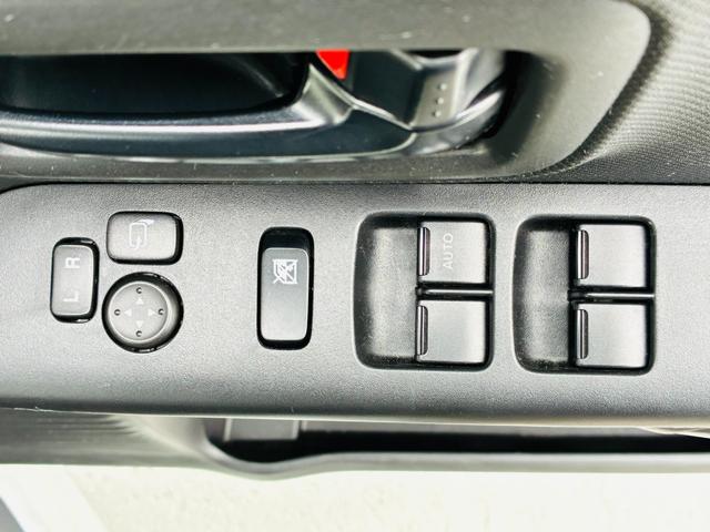 スペーシア ハイブリッドG 【保証付き】【修復歴無し】障害物ソナー セキュリティーアラーム デュアルスライドドア アイドリングS スマートキープッシュスタート AUTOエアコン AUTOライト キーレススタートシステム WSRS(31枚目)