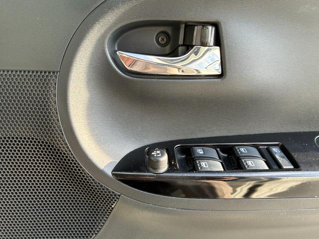 タント カスタムX 【保証付き】【修復歴無し】メモリーナビゲーション DVD Bluetooth 盗難防止 助手席エアバッグ 地デジフルセグ 両側スライド片側電動 インテリキー サイドエアバッグ LED オートエアコン(27枚目)