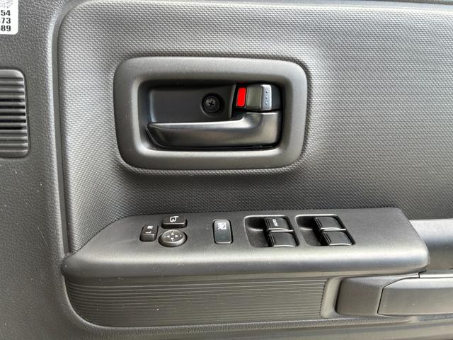 スペーシア ハイブリッドG 【保証付き】【修復歴無し】スマートキー プッシュスタート 障害物ソナー セキュリティーアラーム デュアルスライドドア アイドリングS ETC装備 AUTOエアコン AUTOライト SRS(29枚目)