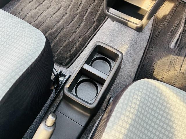 キャロル GL 【保証付き】【修復歴無し】キーレスエントリーキー ダブルエアバッグ シートヒータ 横滑防止装置 パワーウィンド エアコン ABS パワステ 衝突安全ボディ 運転席エアバッグ レーダーブレーキサポート(28枚目)