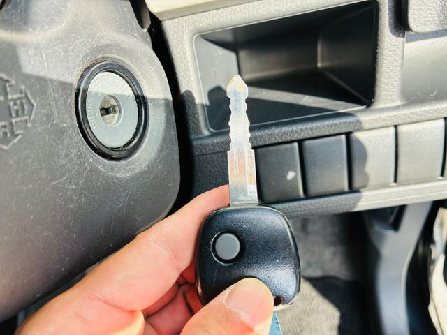 ワゴンＲ ＦＡ　【保証付き】【修復歴無し】メモリーナビ　ＢＴオーディオ　地デジ　ＤＶＤ　フルフラット　キーレス　盗難防止装置　Ｗエアバック　パワステ　エアコン　ベンチシート　衝突安全ボディ　パワーウィンドウ　ＡＢＳ（29枚目）