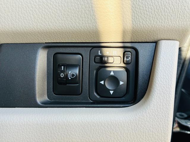 デイズ Ｊ　【保証付き】【修復歴無し】メモリーナビ　ＴＶ　スマートキー　プッシュスタート　バックカメラ　横滑り防止装置付　　　フロントベンチシート　パワーウィンド　安全ボディ　ＥＴＣ車載器　エアコン　ＡＢＳ（31枚目）